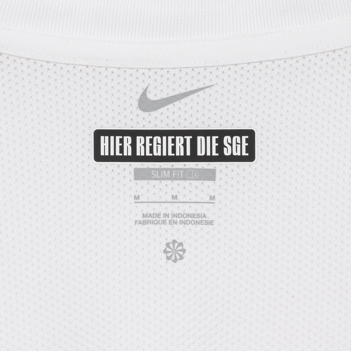 2024-25 Eintracht Frankfurt 1a Equipación - Image 3