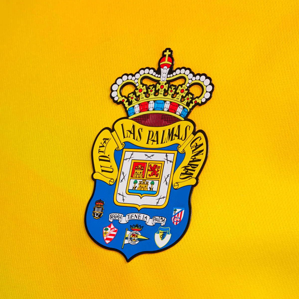 2023-24 UD Las Palmas 1a Equipación - Image 3