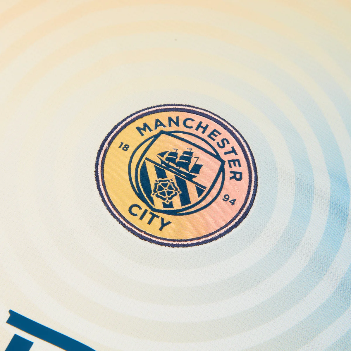 2024-25 Manchester City FC 4a Equipación - Image 5